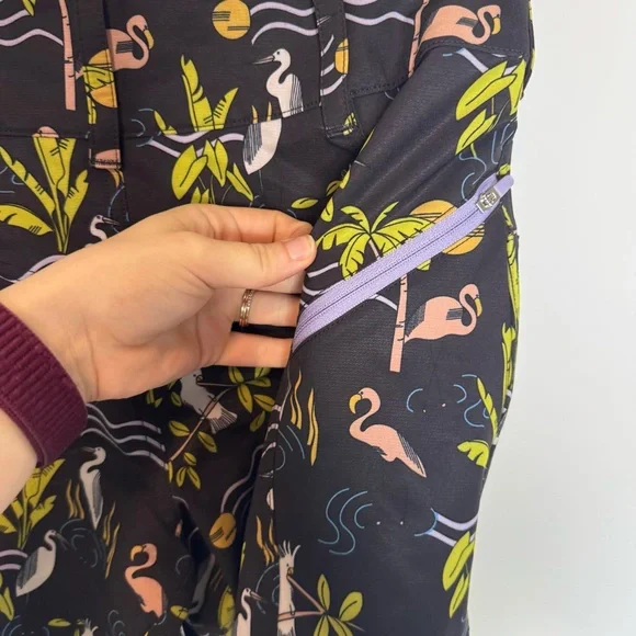 Wild Rye Outdoors Printed Black Mid Rise Sport Bike Shorts Size 0 - Picture 7 of 8